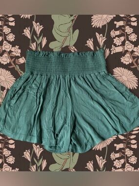 Kate Quinn Teal Smocked Waist Skirted Shorts